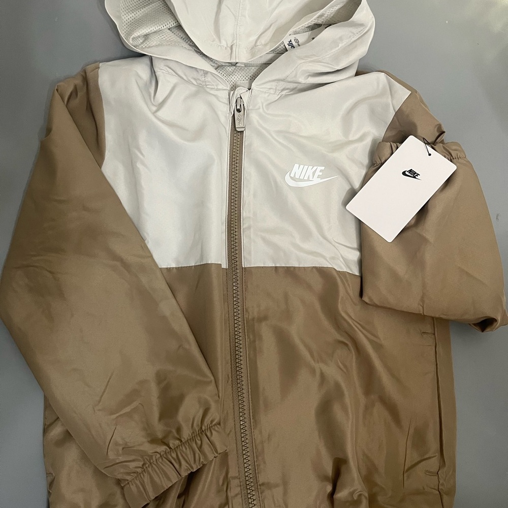 Kids Nike windbreaker jacket